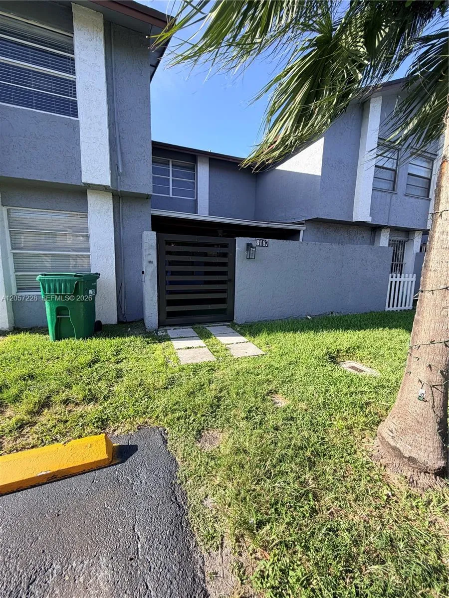 View details of listing 8187 NW 99 Street 2265, Hialeah Gardens, FL 33016 Hialeah Gardens with MLS# 