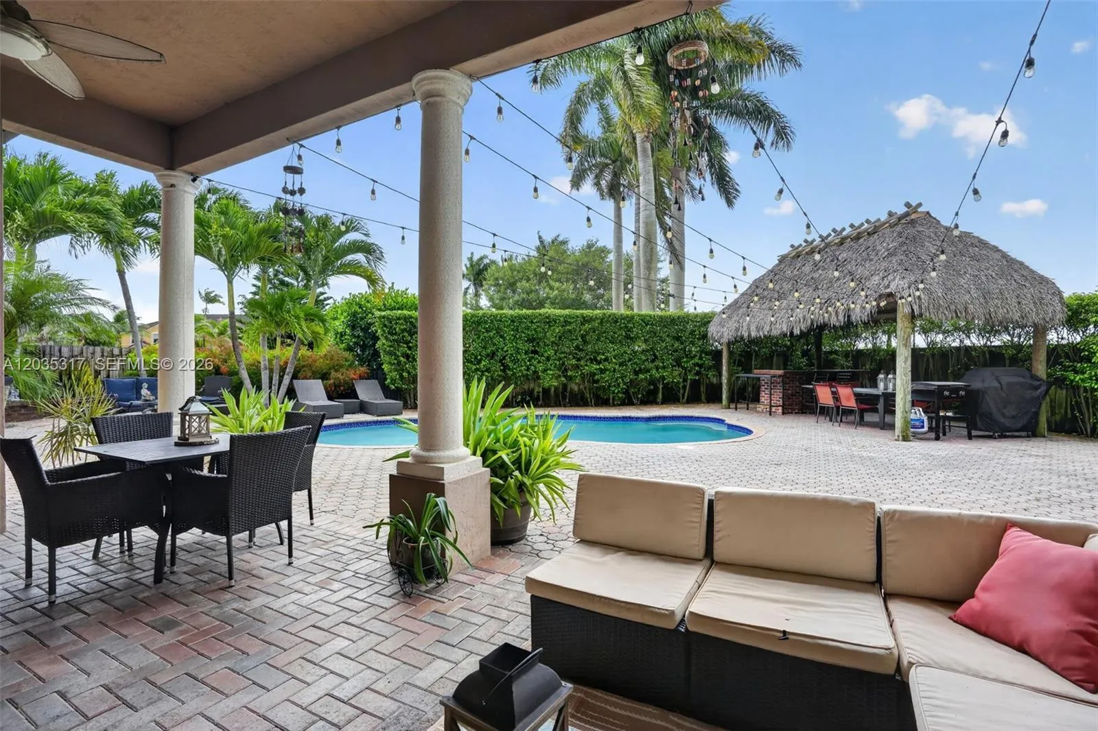 Listing  8216 SW 166th Place, Miami, FL 33193, Miami, FL 33193