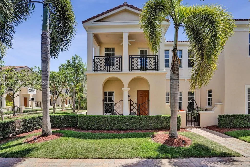 Listing  823 NW 82nd Lane, Boca Raton, FL 33487, Boca Raton, FL 33487
