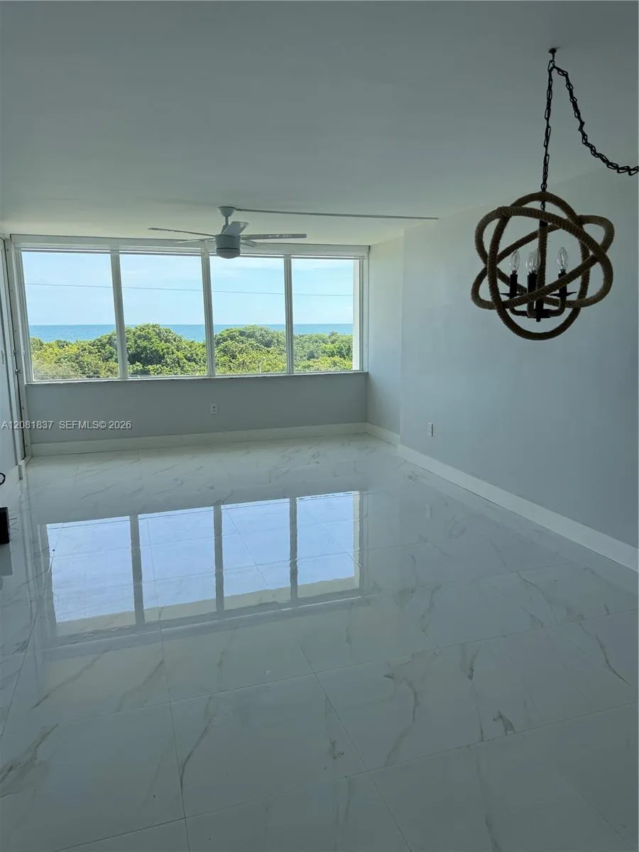 Listing  8233 Harding Avenue 707, Miami Beach, FL 33141, Miami Beach, FL 33141