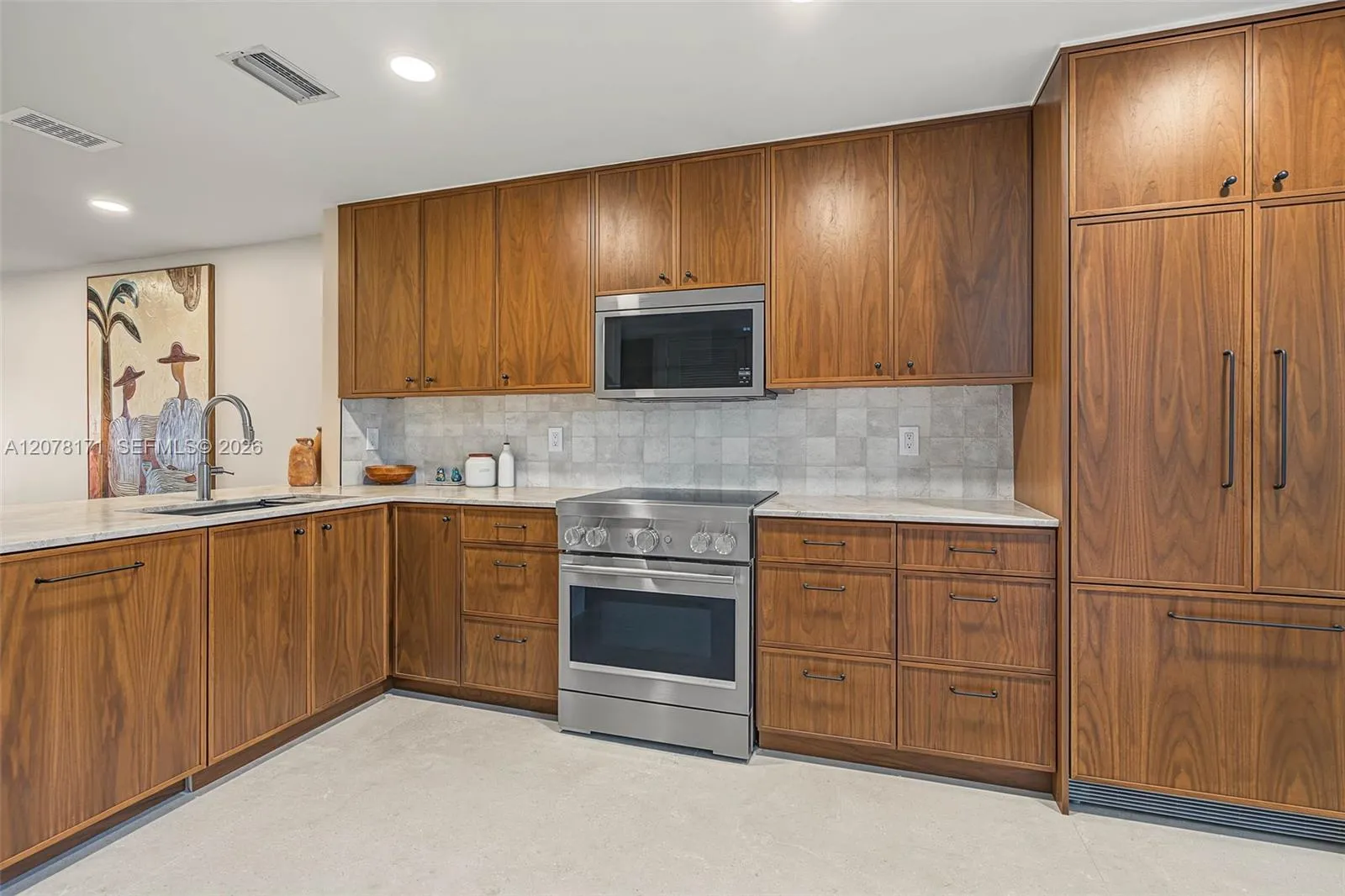Listing  825 SE 2nd Street 825, Fort Lauderdale, FL 33301, Fort Lauderdale, FL 33301