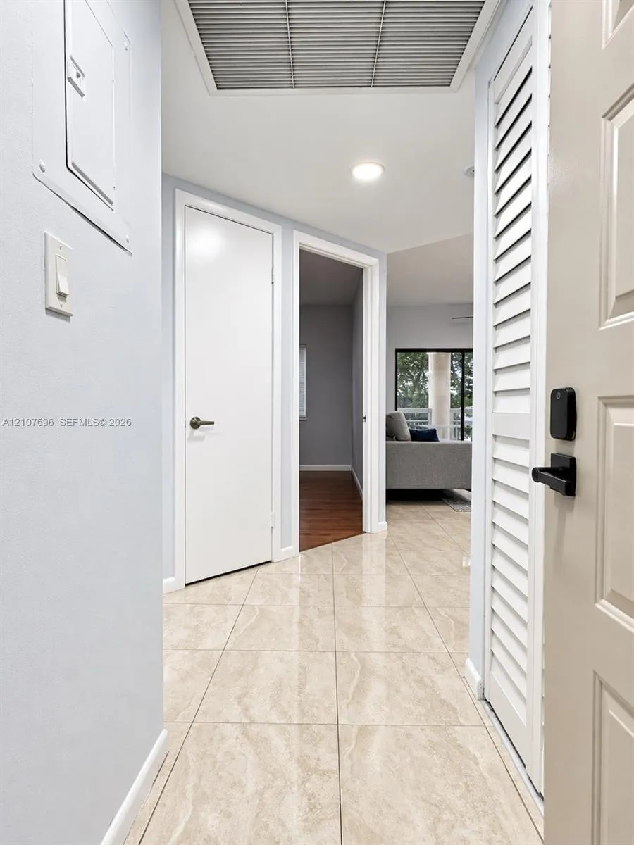 View details of listing 8290 Lake Drive 418, Doral, FL 33166 Doral with MLS#