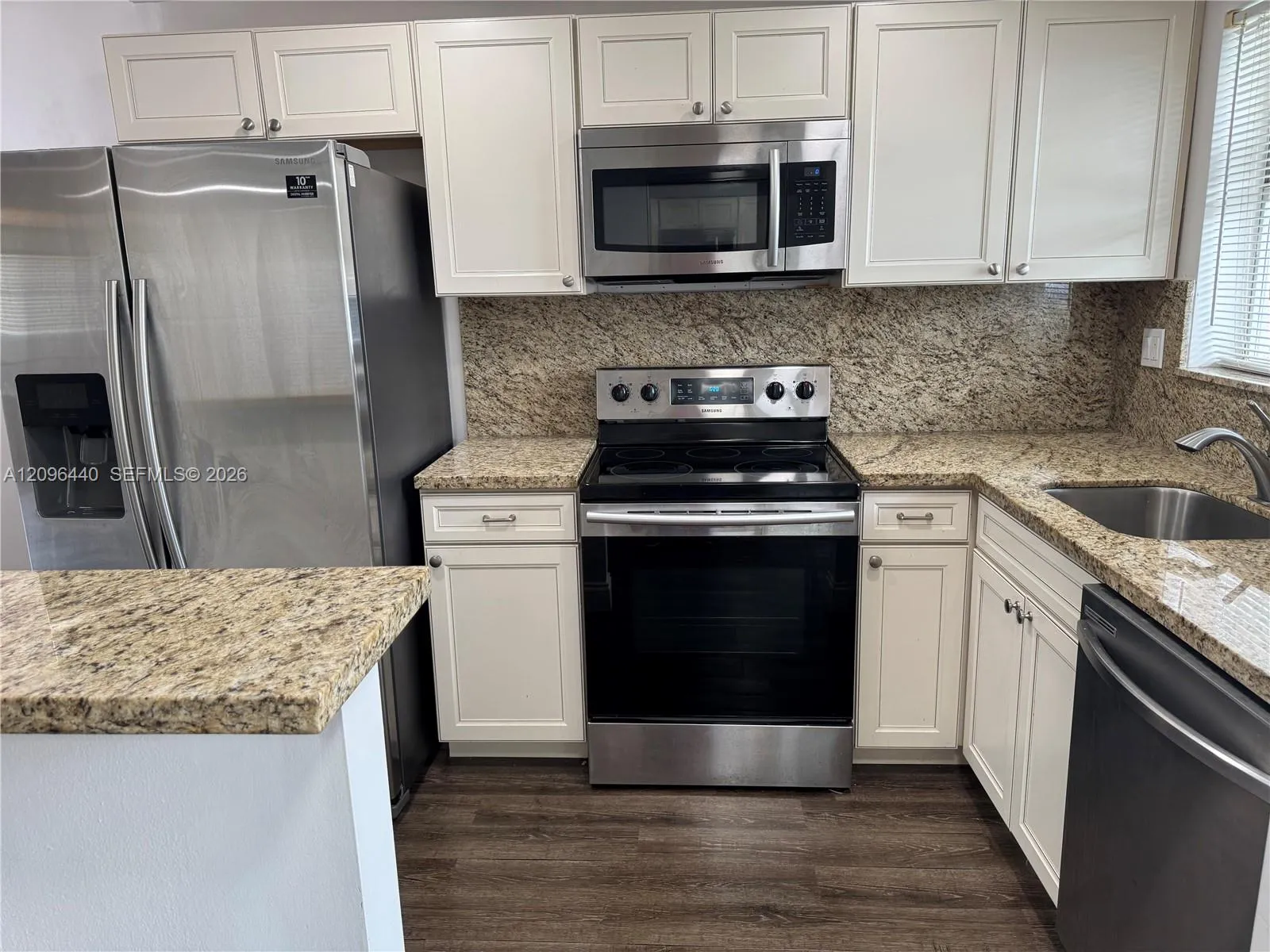 View details of listing 8325 Sunrise Lakes Boulevard 103, Sunrise, FL 33322 Sunrise with MLS#