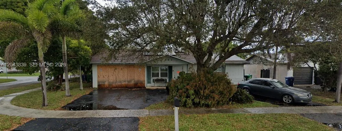 Listing  8361 NW 47th Street, Lauderhill, FL 33351, Lauderhill, FL 33351