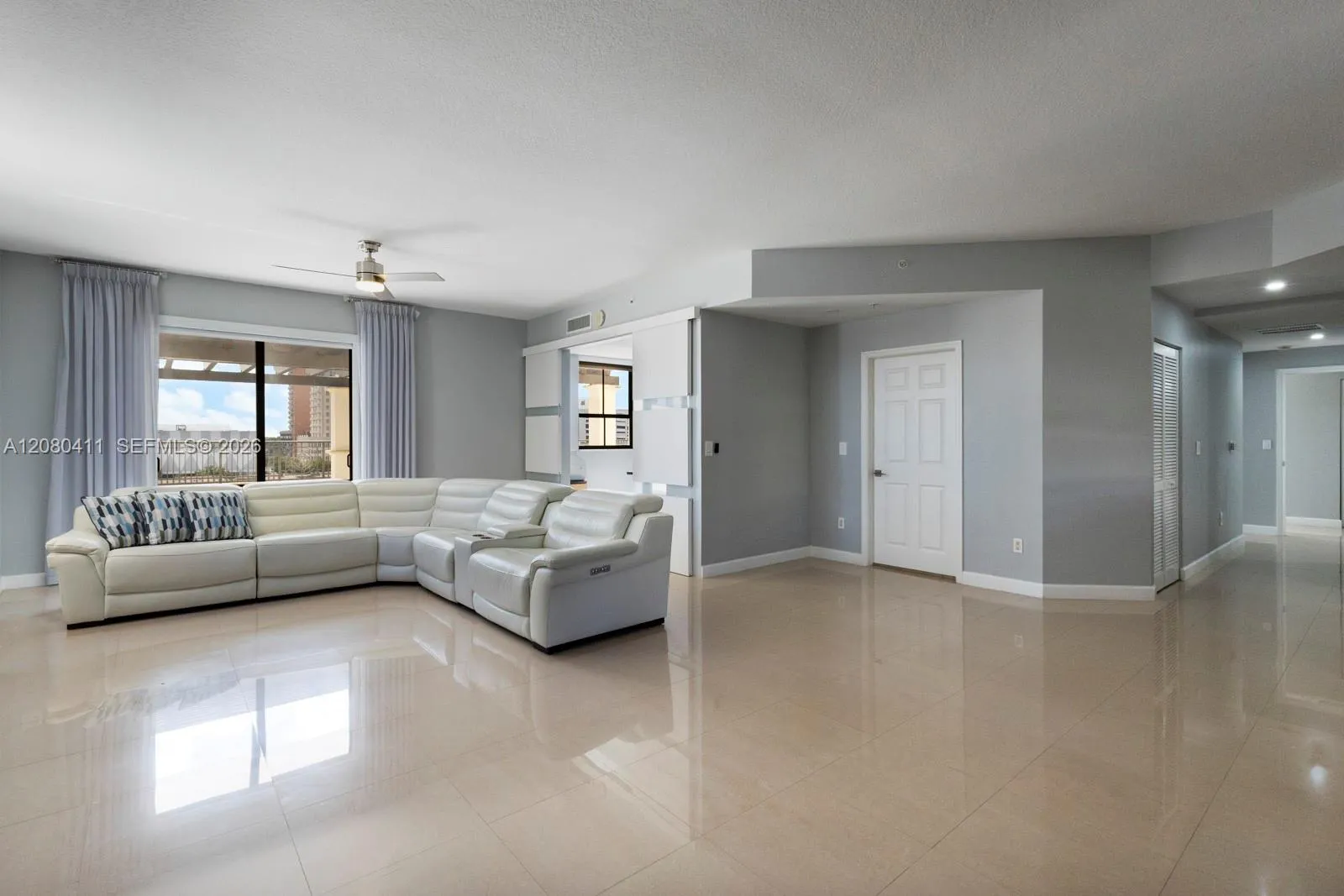 View details of listing 8390 SW 72nd Avenue 612, Miami, FL 33143 Miami with MLS#