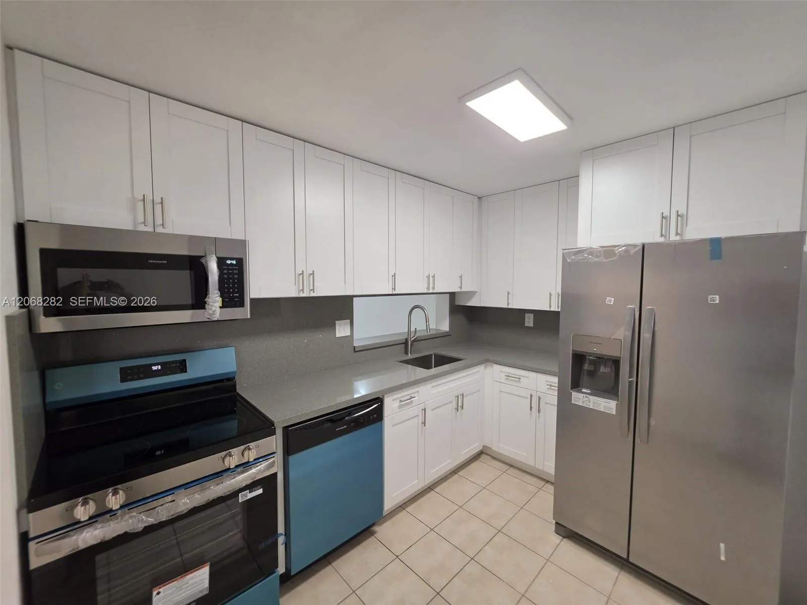 View details of listing 8400 SW 133rd Ave Road 208, Miami, FL 33183 Miami with MLS#