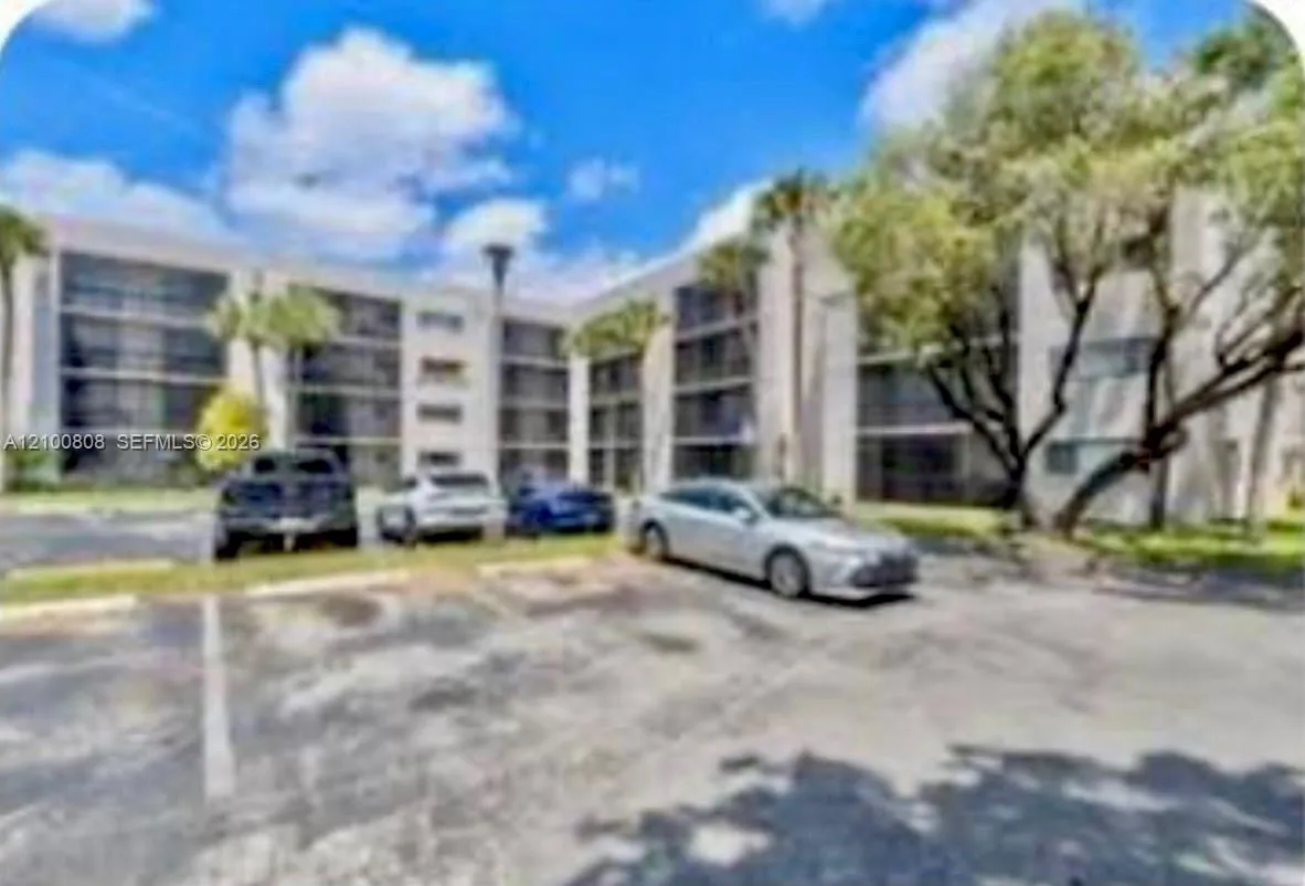 View details of listing 8420 SW 133rd Ave Road 306, Miami, FL 33183 Miami with MLS# 