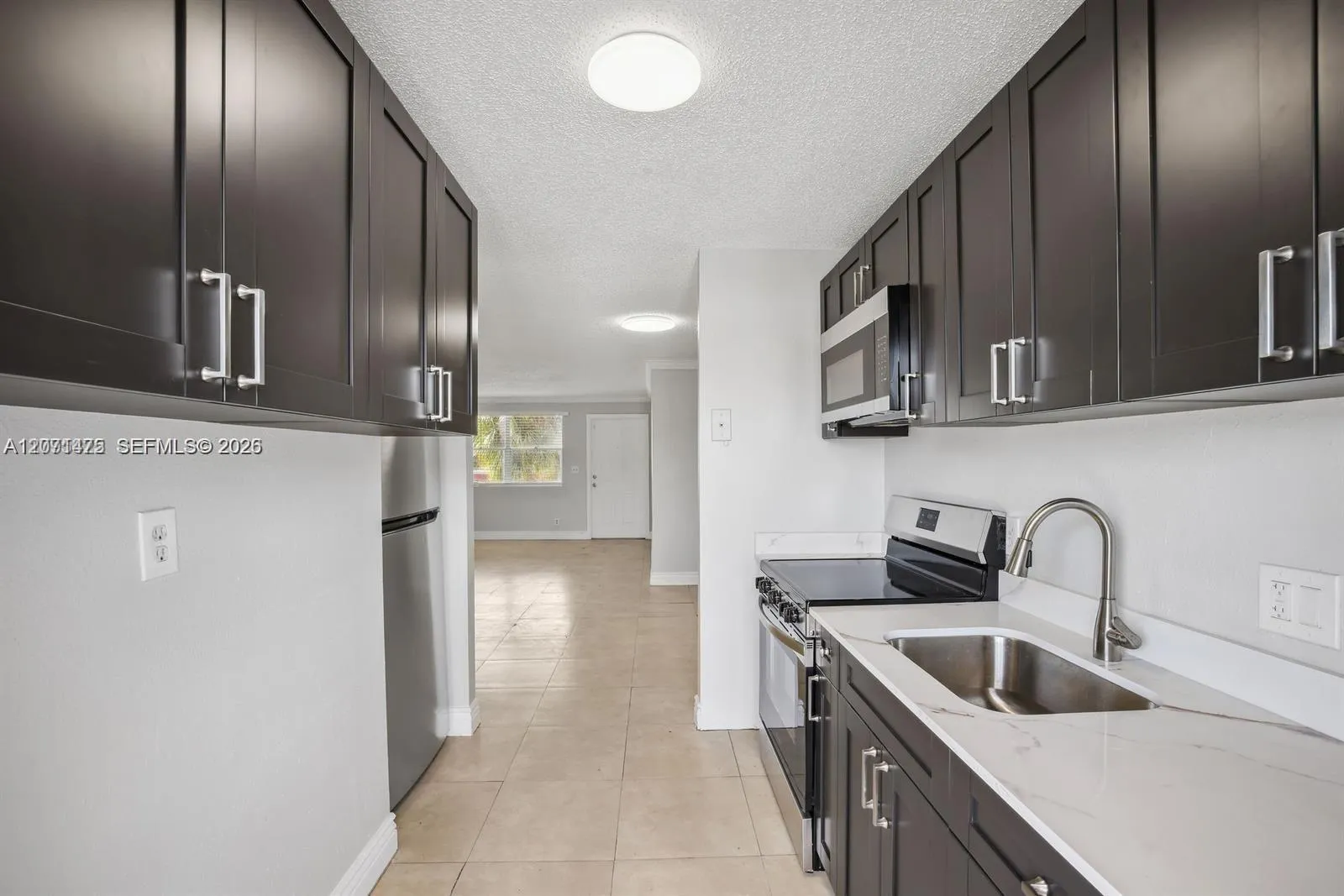 Listing  850 E Commercial Boulevard 214B, Oakland Park, FL 33334, Oakland Park, FL 33334