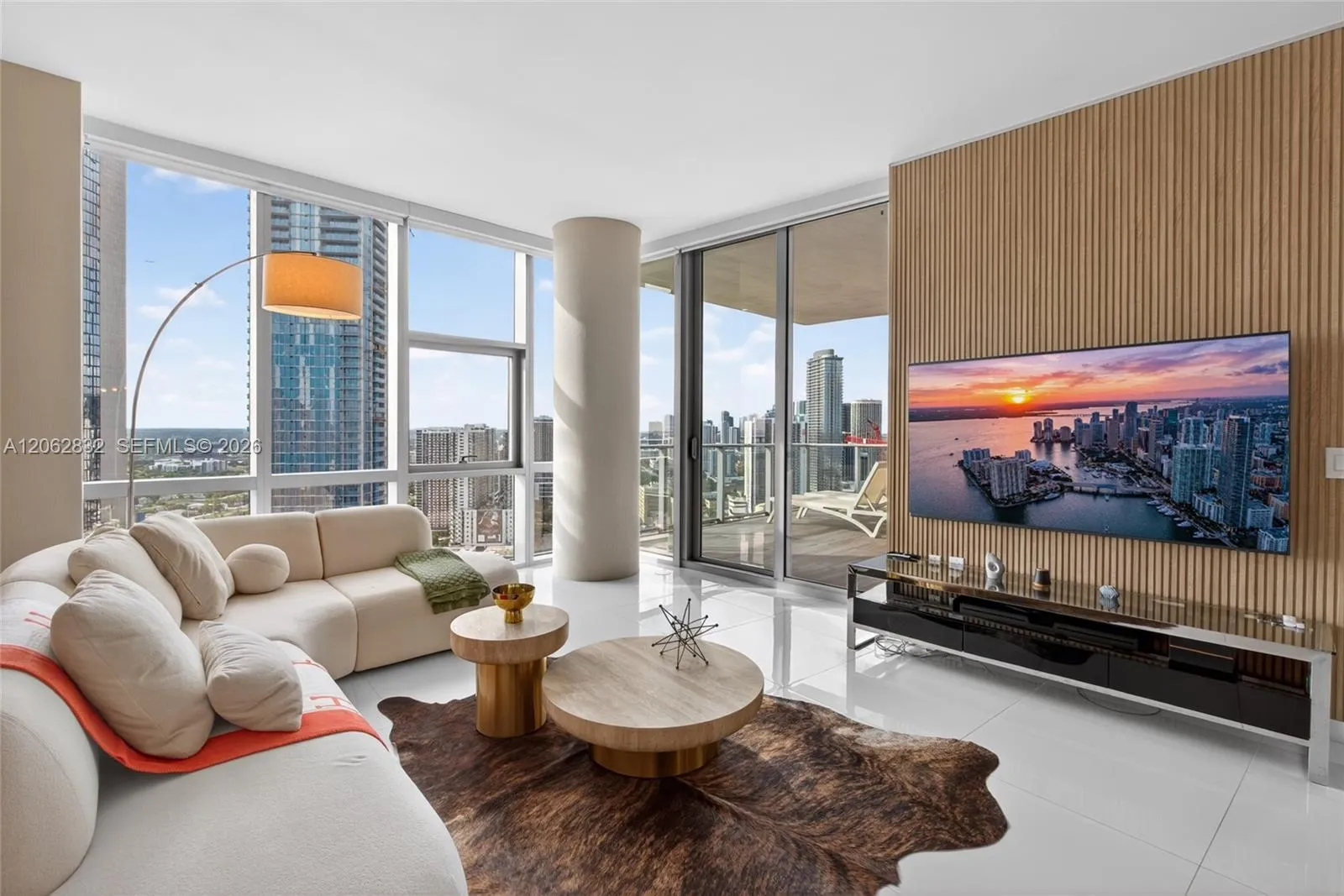 Listing  851 NE 1st Avenue 3201, Miami, FL 33132, Miami, FL 33132