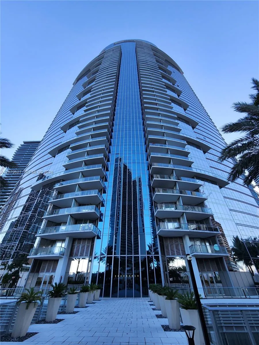 View details of listing 851 NE 1st Avenue 3801, Miami, FL 33132 Miami with MLS#