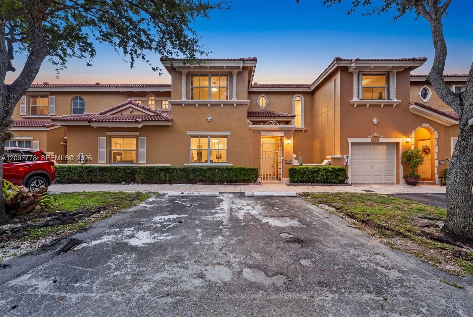 Listing  8520 NW 139th Terrace 1607, Miami Lakes, FL 33016, Miami Lakes, FL 33016