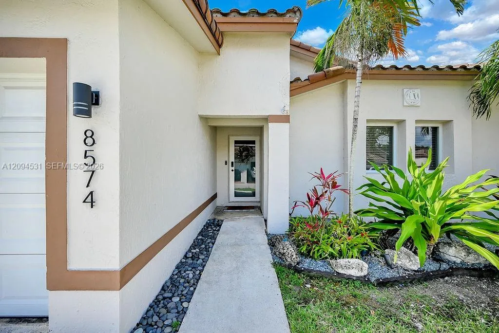 Listing  8574 SW 211th Terrace, Cutler Bay, FL 33189, Cutler Bay, FL 33189