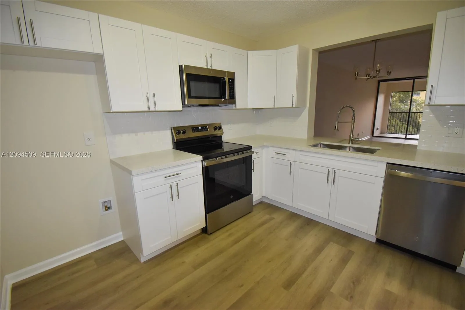 Listing  8592 W Sunrise Boulevard 303, Plantation, FL 33322, Plantation, FL 33322