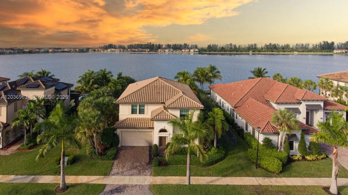 View details of listing 8725 Parkland Bay Drive, Parkland, FL 33076 Parkland with MLS# 