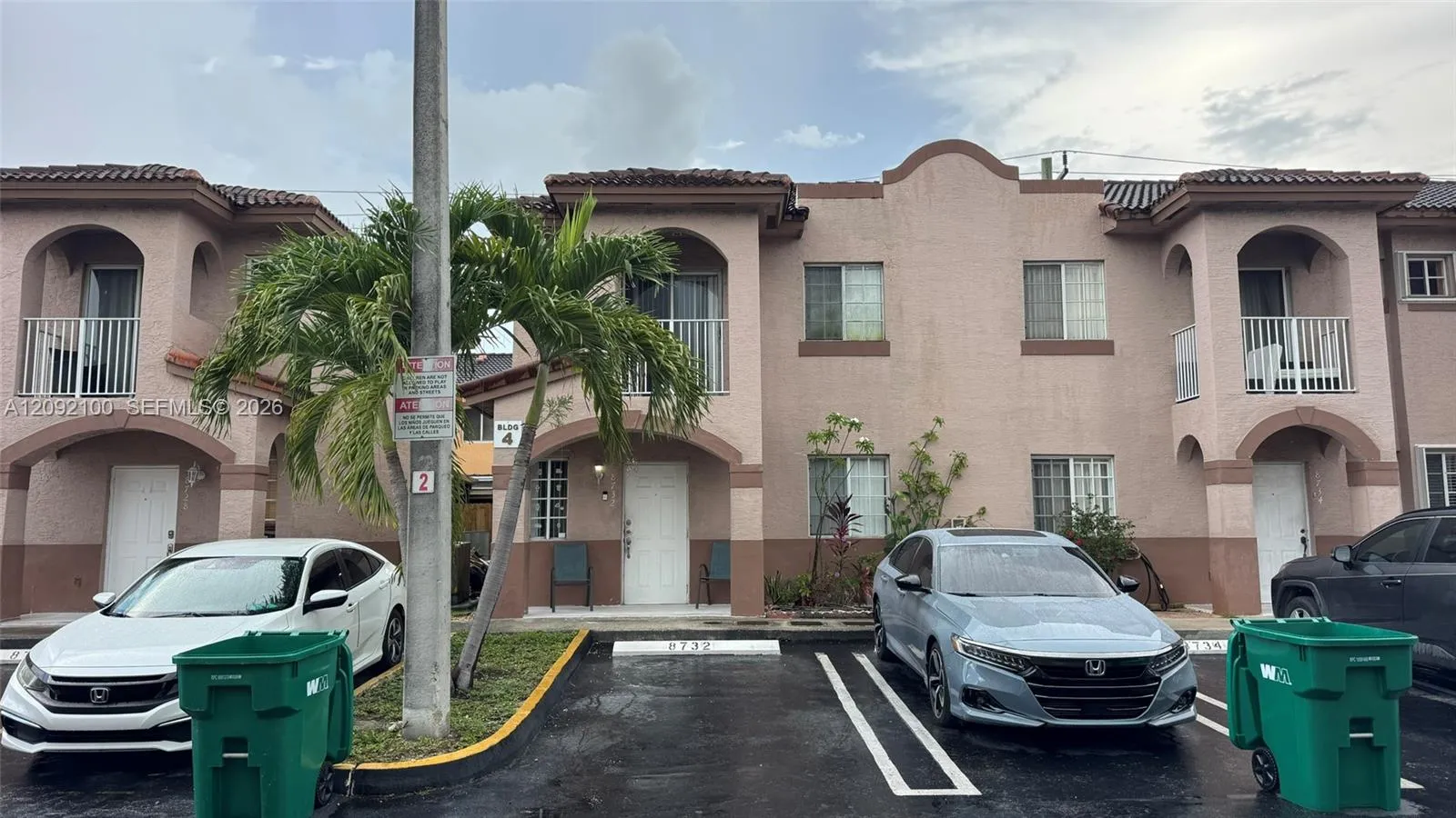 View details of listing 8732 NW 107th Terrace 8732, Hialeah Gardens, FL 33018 Hialeah Gardens with MLS# 