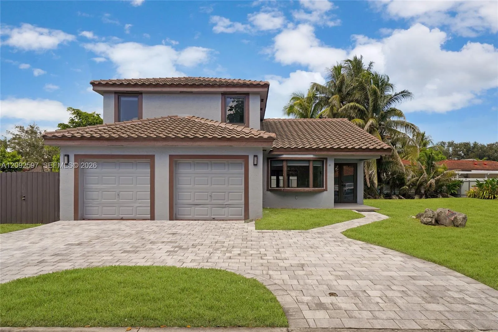 View details of listing 8745 NW 150th Terrace, Miami Lakes, FL 33018 Miami Lakes with MLS#