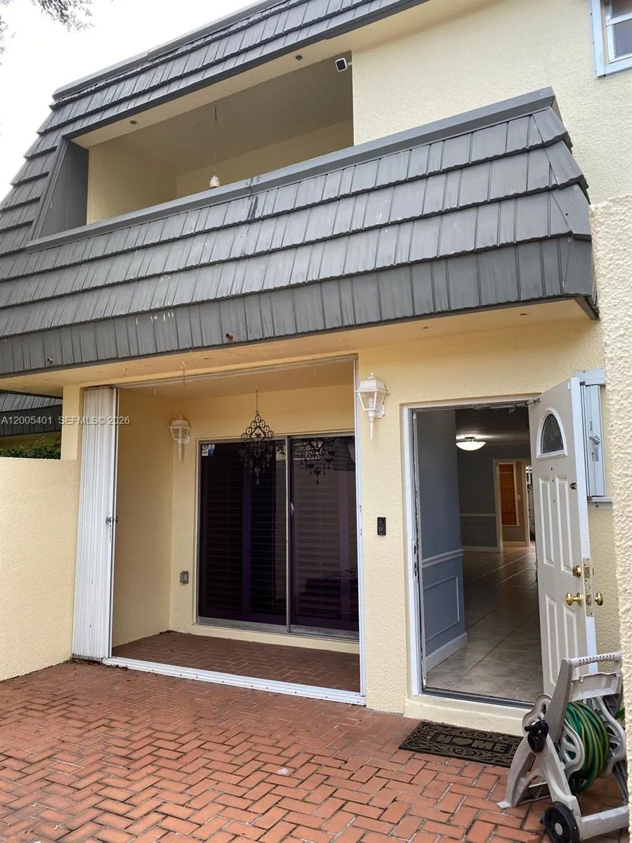 Listing  8761 SW 137th Avenue 8761, Miami, FL 33183, Miami, FL 33183