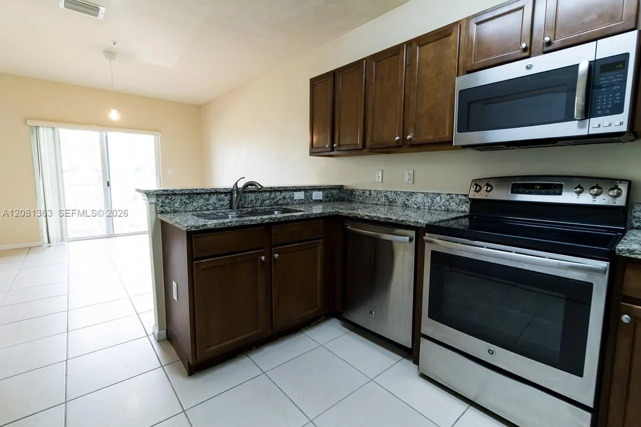 View details of listing 8800 NW 97th Avenue 208, Doral, FL 33178 Doral with MLS#