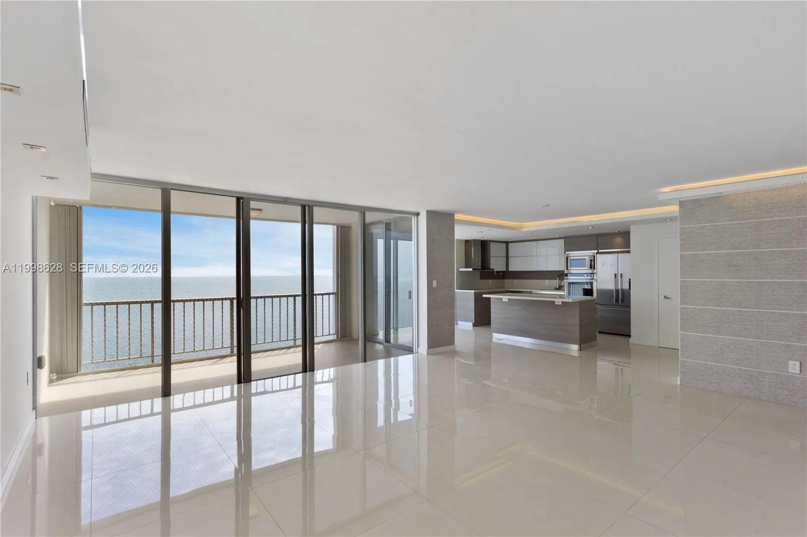 Listing  881 Ocean Drive 18F, Key Biscayne, FL 33149, Key Biscayne, FL 33149