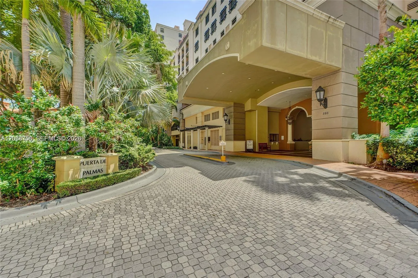 Listing  888 S Douglas Road 304, Coral Gables, FL 33134, Coral Gables, FL 33134