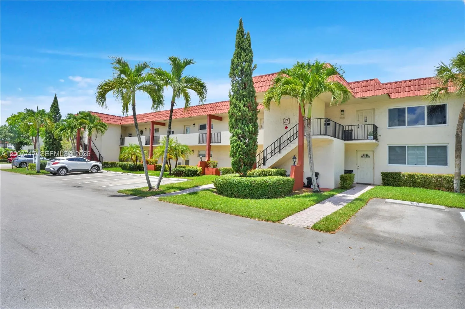 View details of listing 8941 S Hollybrook Boulevard 203, Pembroke Pines, FL 33025 Pembroke Pines with MLS#
