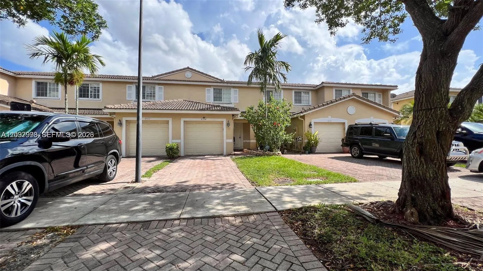 View details of listing 8974 Lancaster Street, Tamarac, FL 33321 Tamarac with MLS#