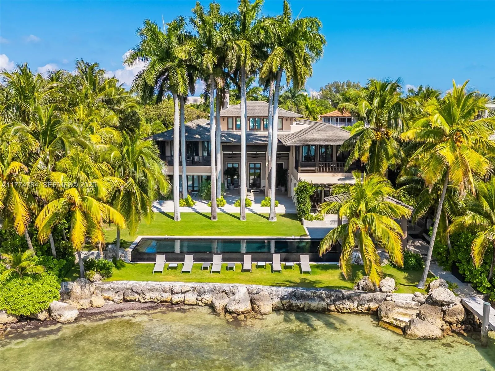 View details of listing 9 Harbor Point, Key Biscayne, FL 33149 Key Biscayne with MLS#