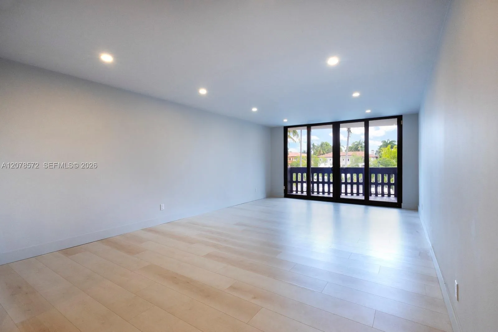 Listing  90 Edgewater Drive 224, Coral Gables, FL 33133, Coral Gables, FL 33133