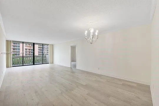 View details of listing 90 Edgewater Drive 514, Coral Gables, FL 33133 Coral Gables with MLS#