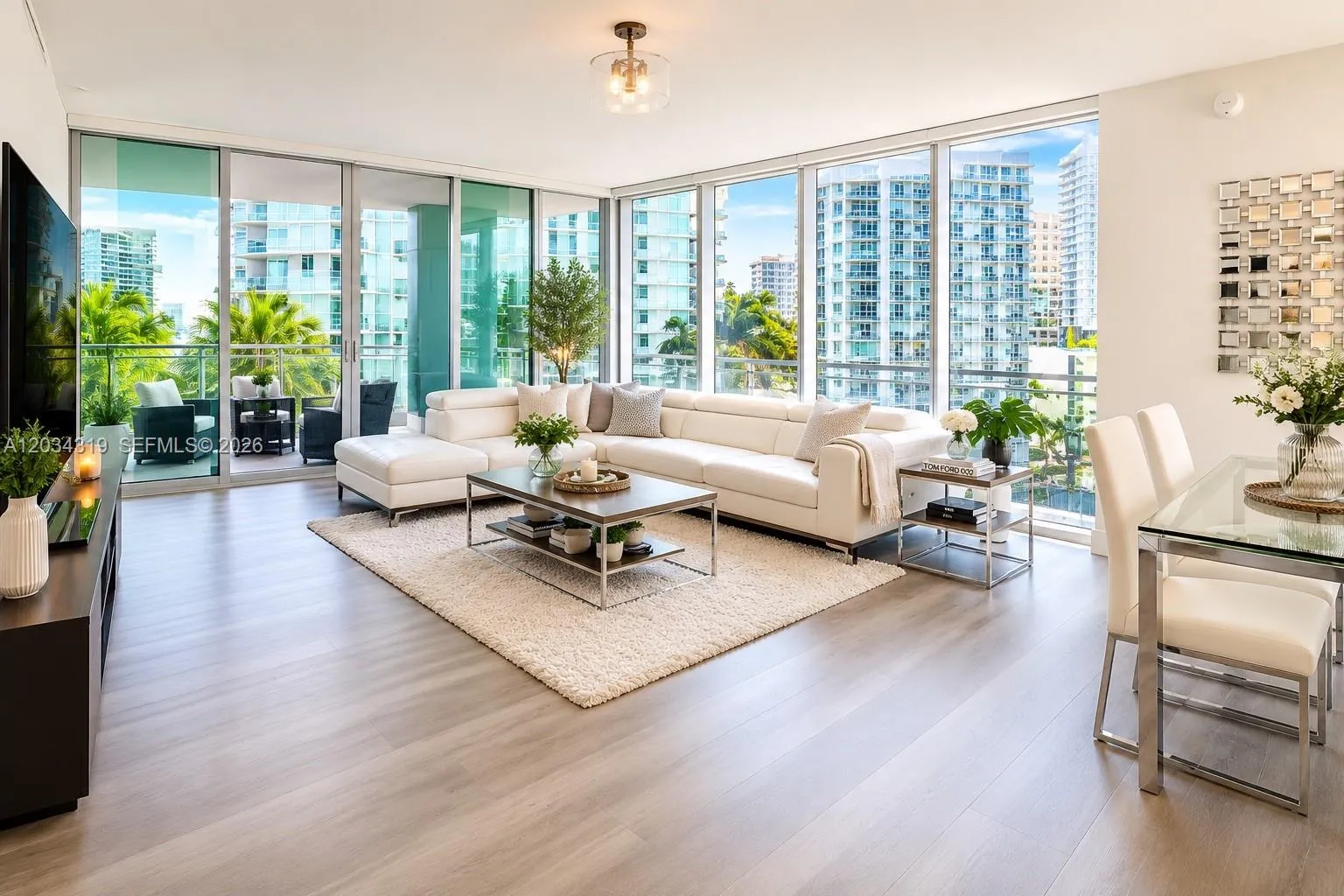 Listing  90 SW 3rd Street 1413, Miami, FL 33130, Miami, FL 33130