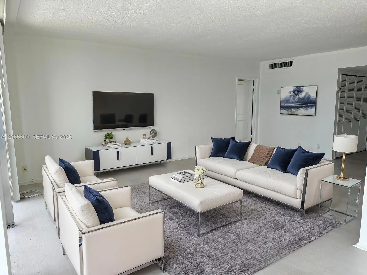 Listing  900 Bay Drive 523, Miami Beach, FL 33141, Miami Beach, FL 33141
