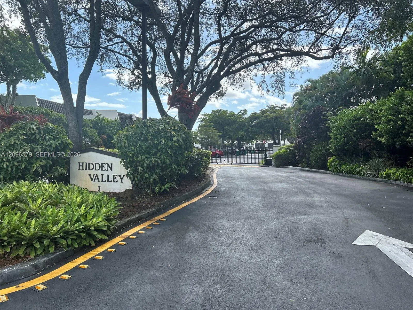 Listing  9005 SW 62nd Terrace 5-H, Miami, FL 33173, Miami, FL 33173