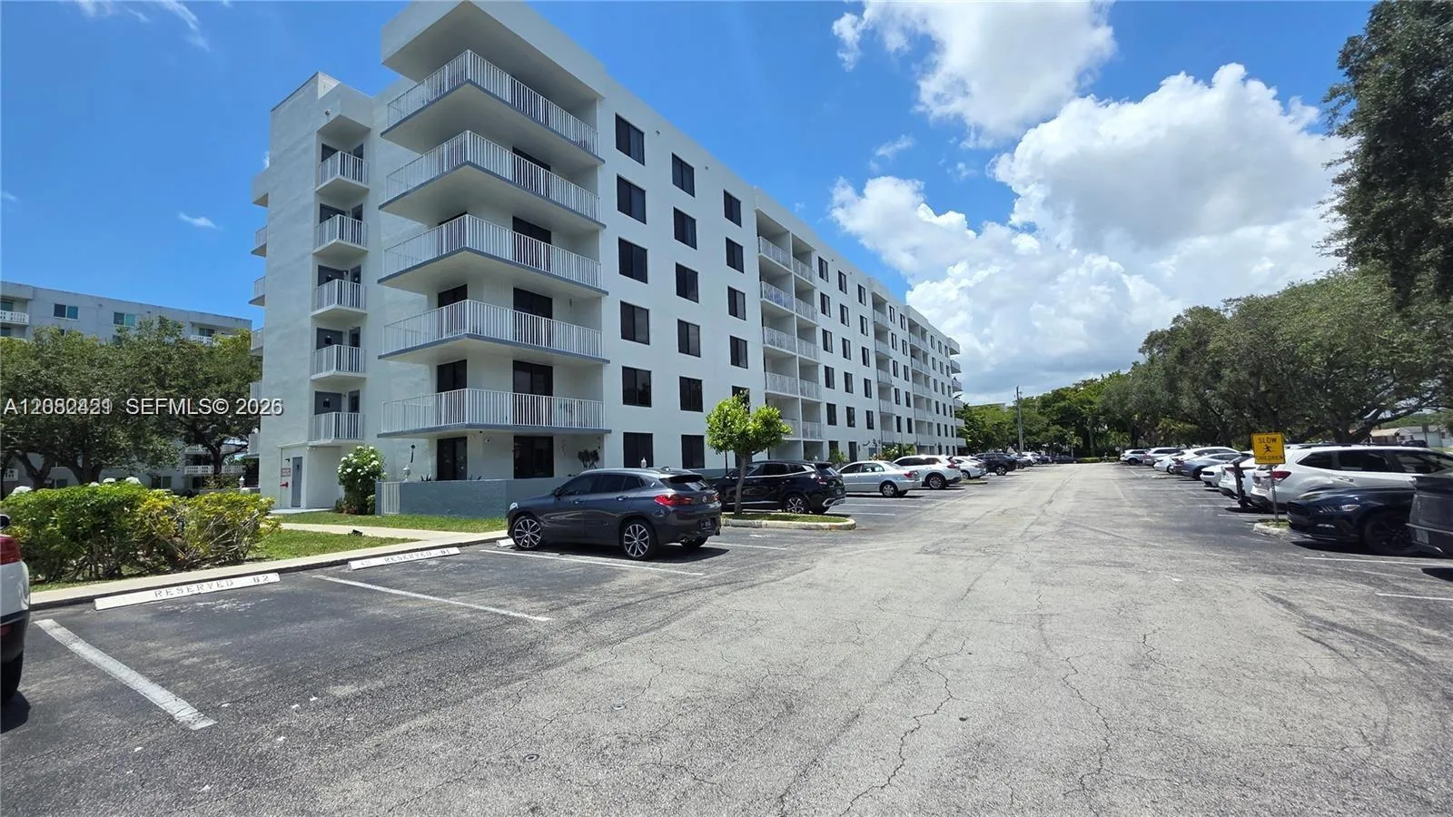 Listing  901 Hillcrest Drive 215, Hollywood, FL 33021, Hollywood, FL 33021