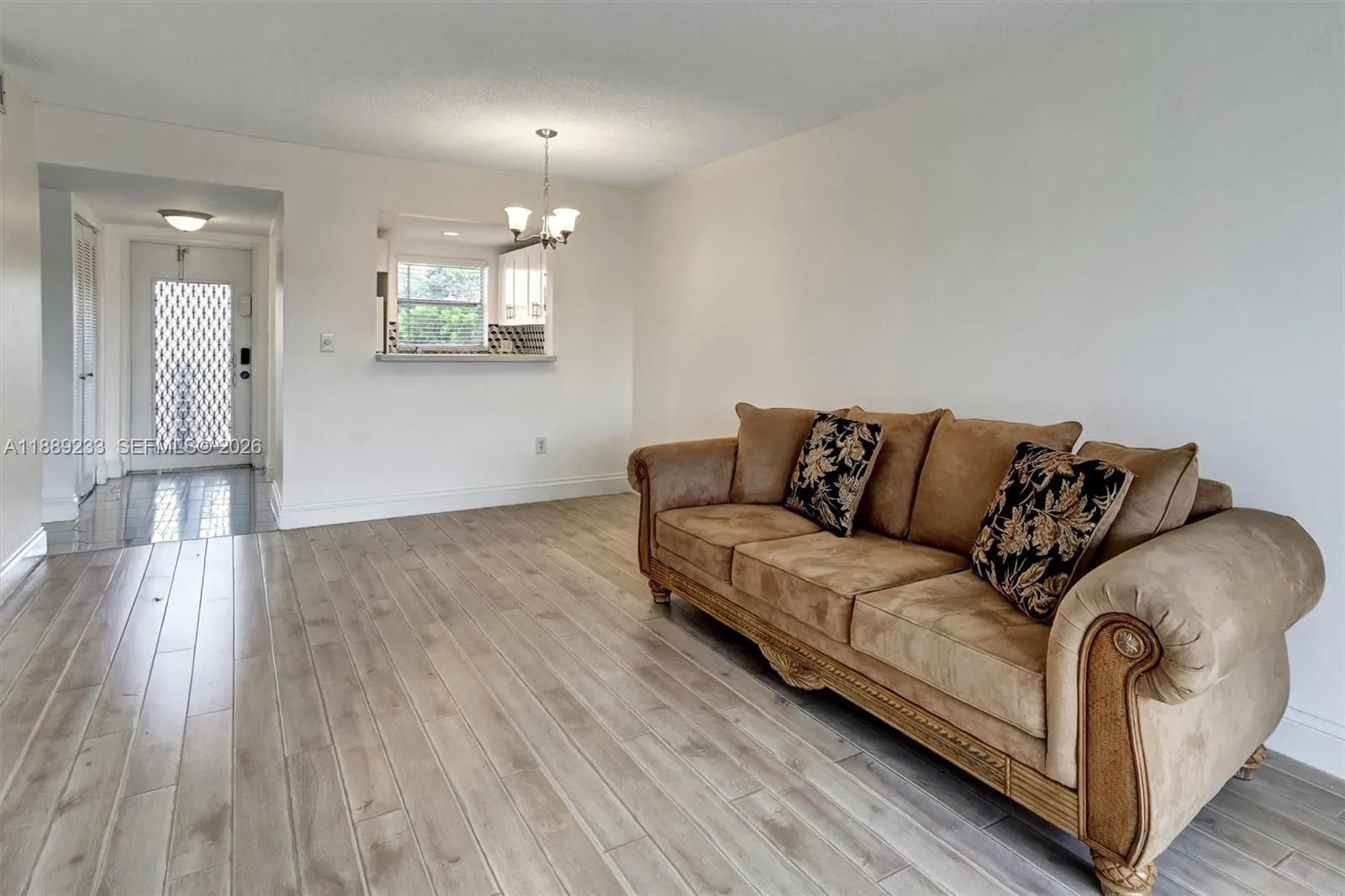 Listing  9010 Sunrise Lakes Boulevard 306, Sunrise, FL 33322, Sunrise, FL 33322