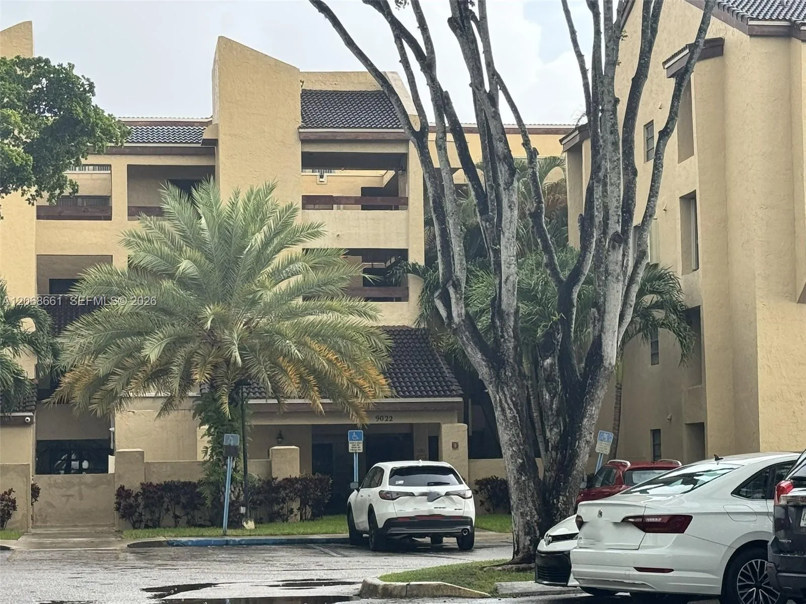 View details of listing 9022 SW 123rd Court O406, Miami, FL 33186 Miami with MLS#
