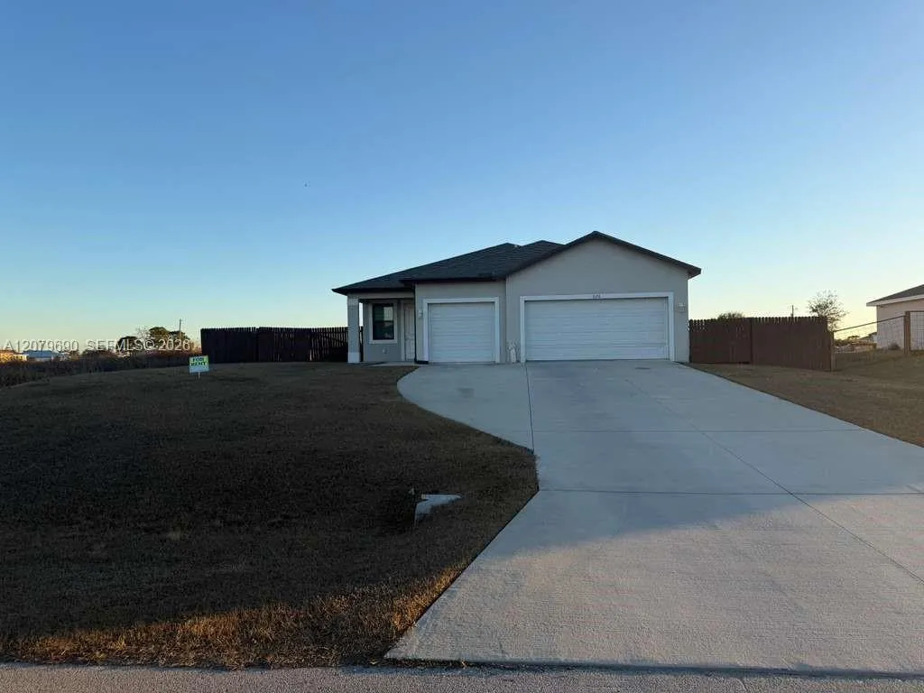 View details of listing 9026 W Mac Court 08, LaBelle, FL 33935 LaBelle with MLS#