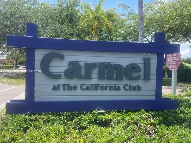 Listing  907 NE 199th Street 106, Miami, FL 33179, Miami, FL 33179