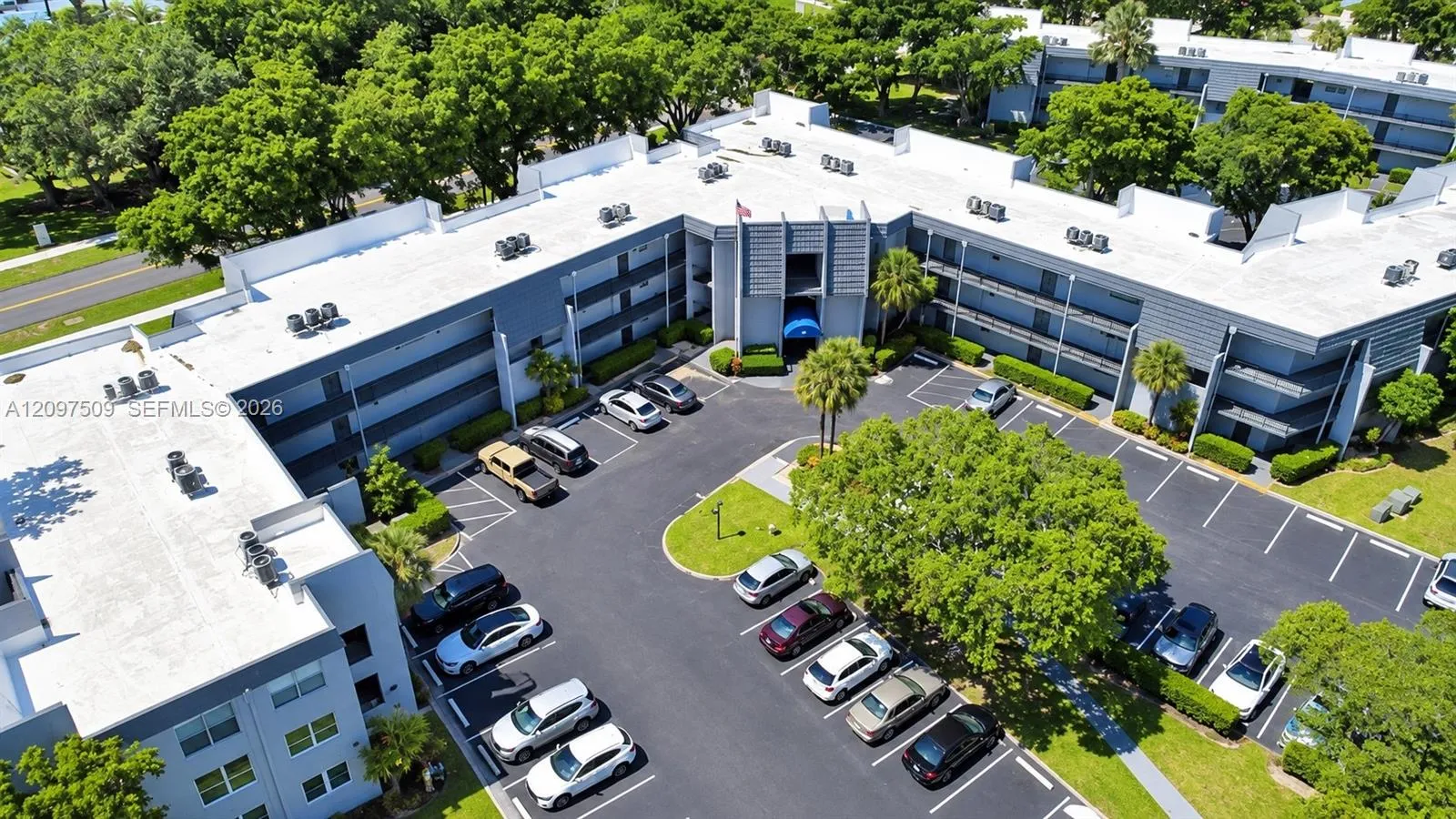 View details of listing 9091 Lime Bay Boulevard 103, Tamarac, FL 33321 Tamarac with MLS#
