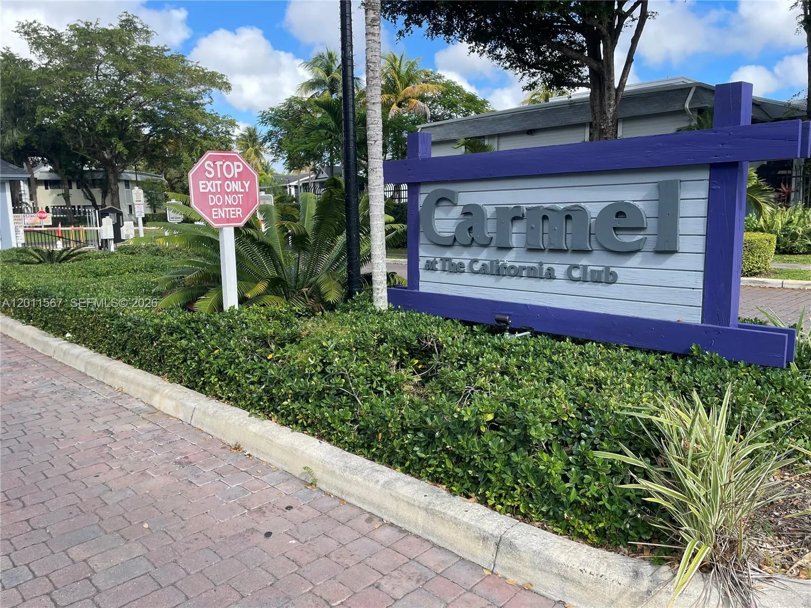 Listing  911 NE 199th Street 102-14, Miami, FL 33179, Miami, FL 33179
