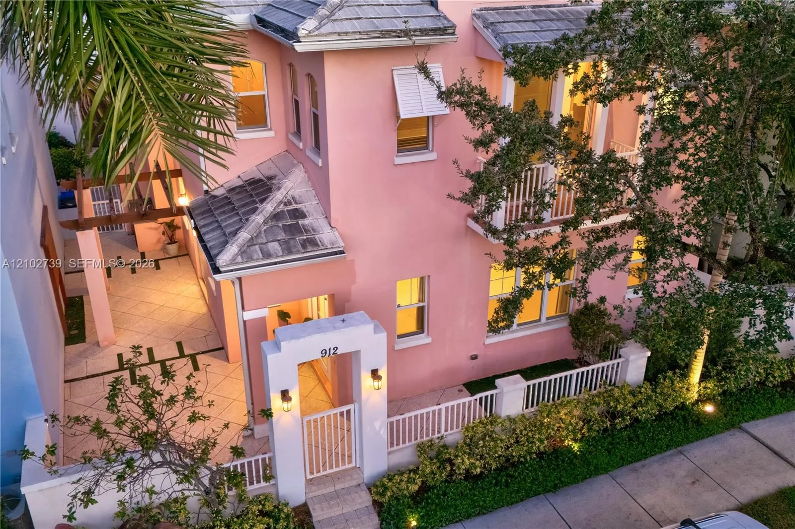 Listing  912 NE 17th Way, Fort Lauderdale, FL 33304, Fort Lauderdale, FL 33304