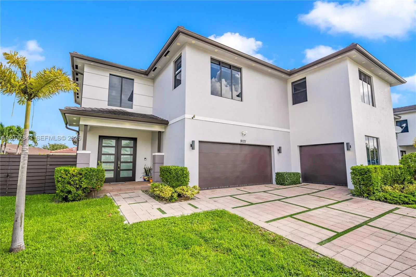 Listing  9121 NW 161st Terrace, Miami Lakes, FL 33018, Miami Lakes, FL 33018