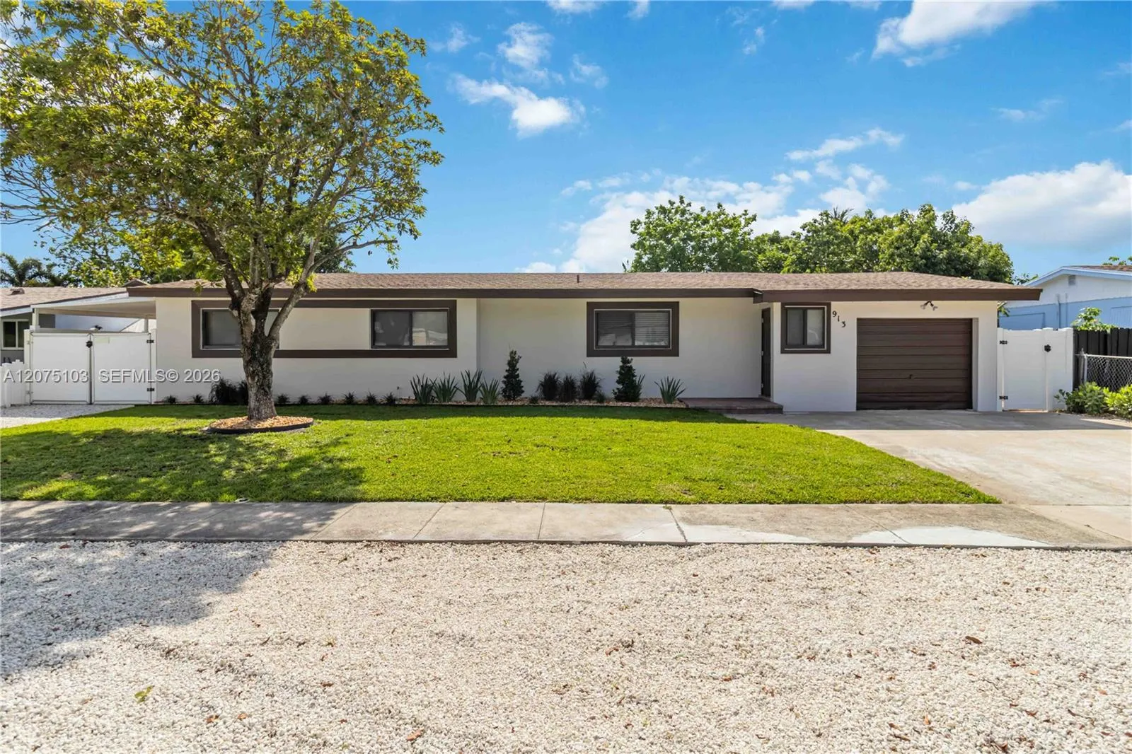 Listing  913 SW 49th Avenue, Plantation, FL 33317, Plantation, FL 33317