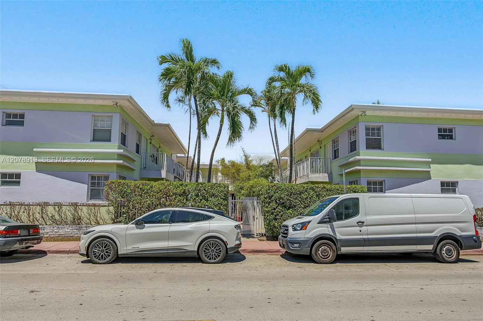 View details of listing 915 8th Street 102, Miami Beach, FL 33139 Miami Beach with MLS#
