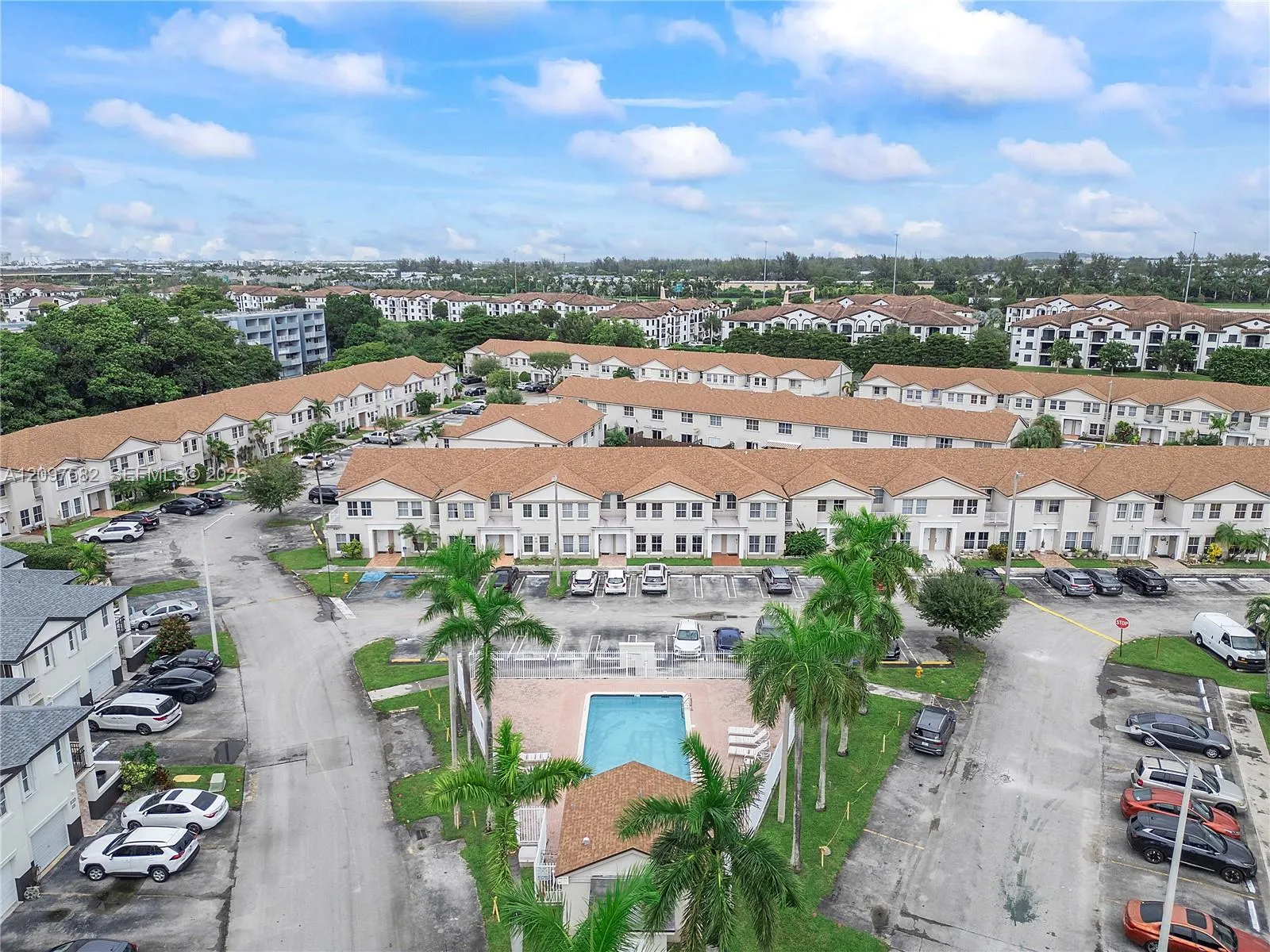 Listing  9187 Fontainebleau Boulevard 407, Miami, FL 33172, Miami, FL 33172