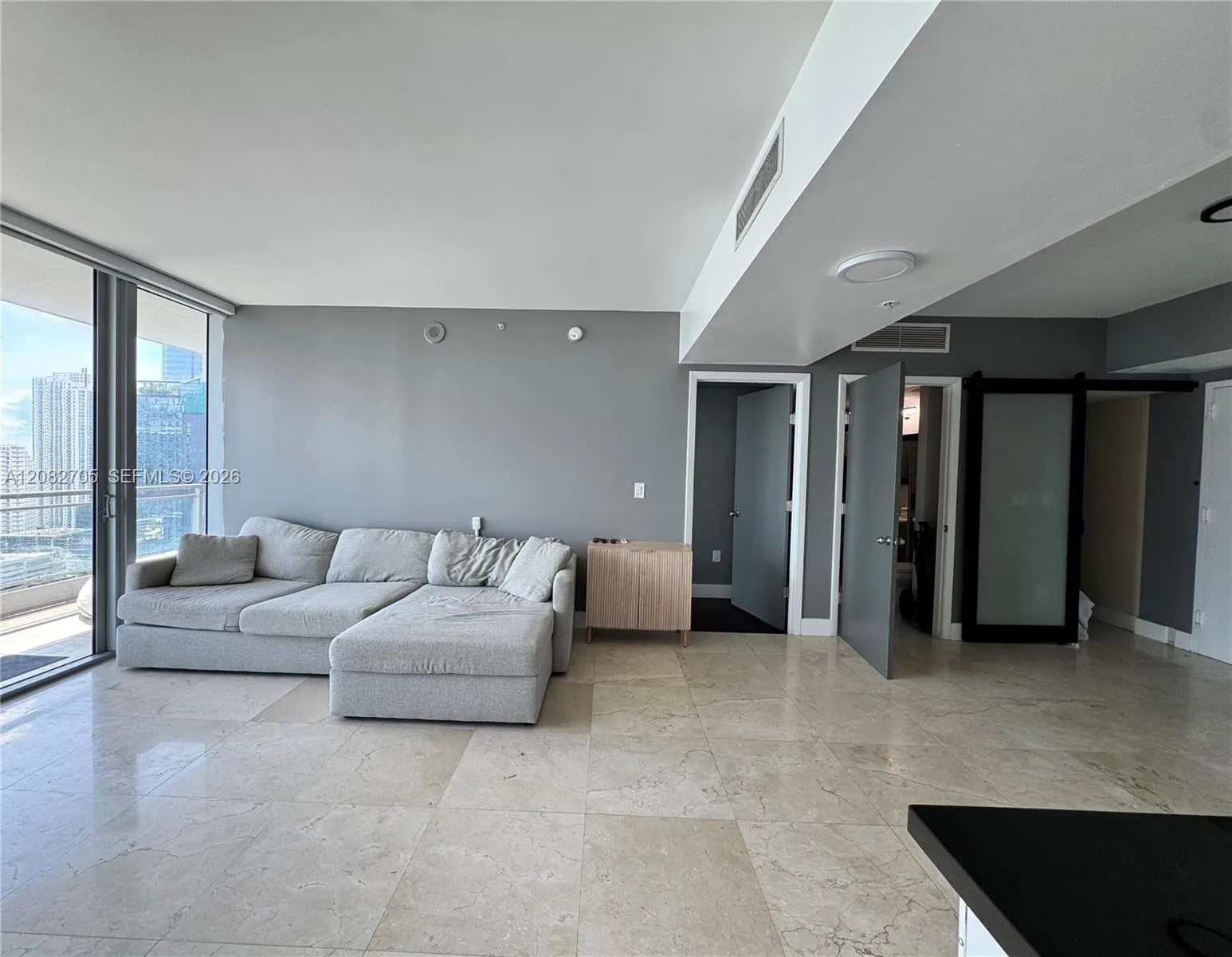 Listing  92 SW 3rd Street 3811, Miami, FL 33130, Miami, FL 33130