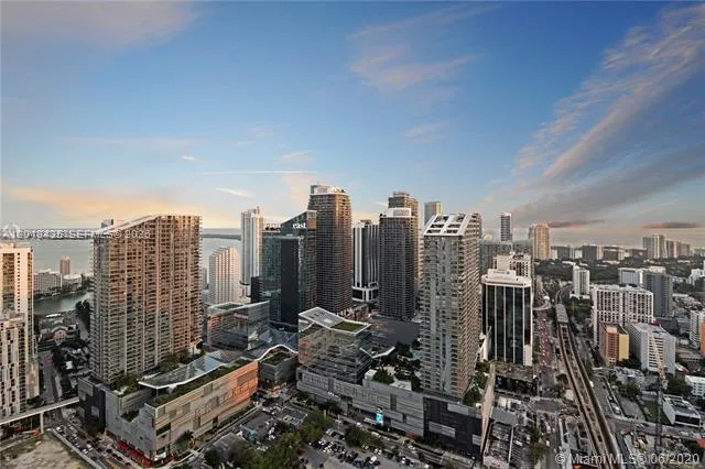 Listing  92 SW 3rd Street 5203, Miami, FL 33130, Miami, FL 33130