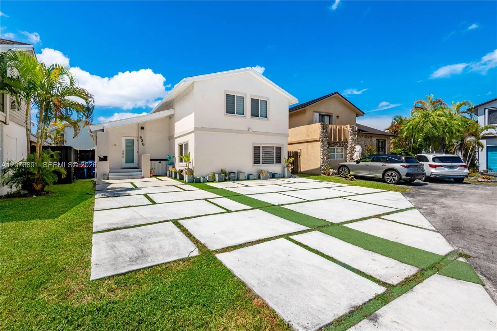 Listing  928 NW 106th Ave Circle, Miami, FL 33172, Miami, FL 33172
