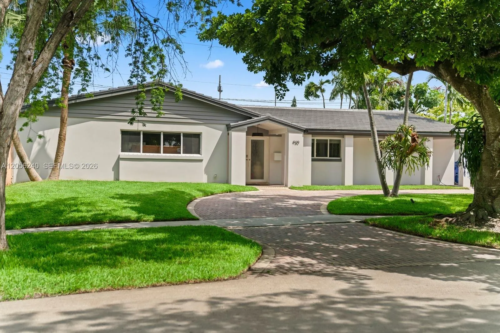 Listing  930 NE 182nd Terrace, North Miami Beach, FL 33162, North Miami Beach, FL 33162