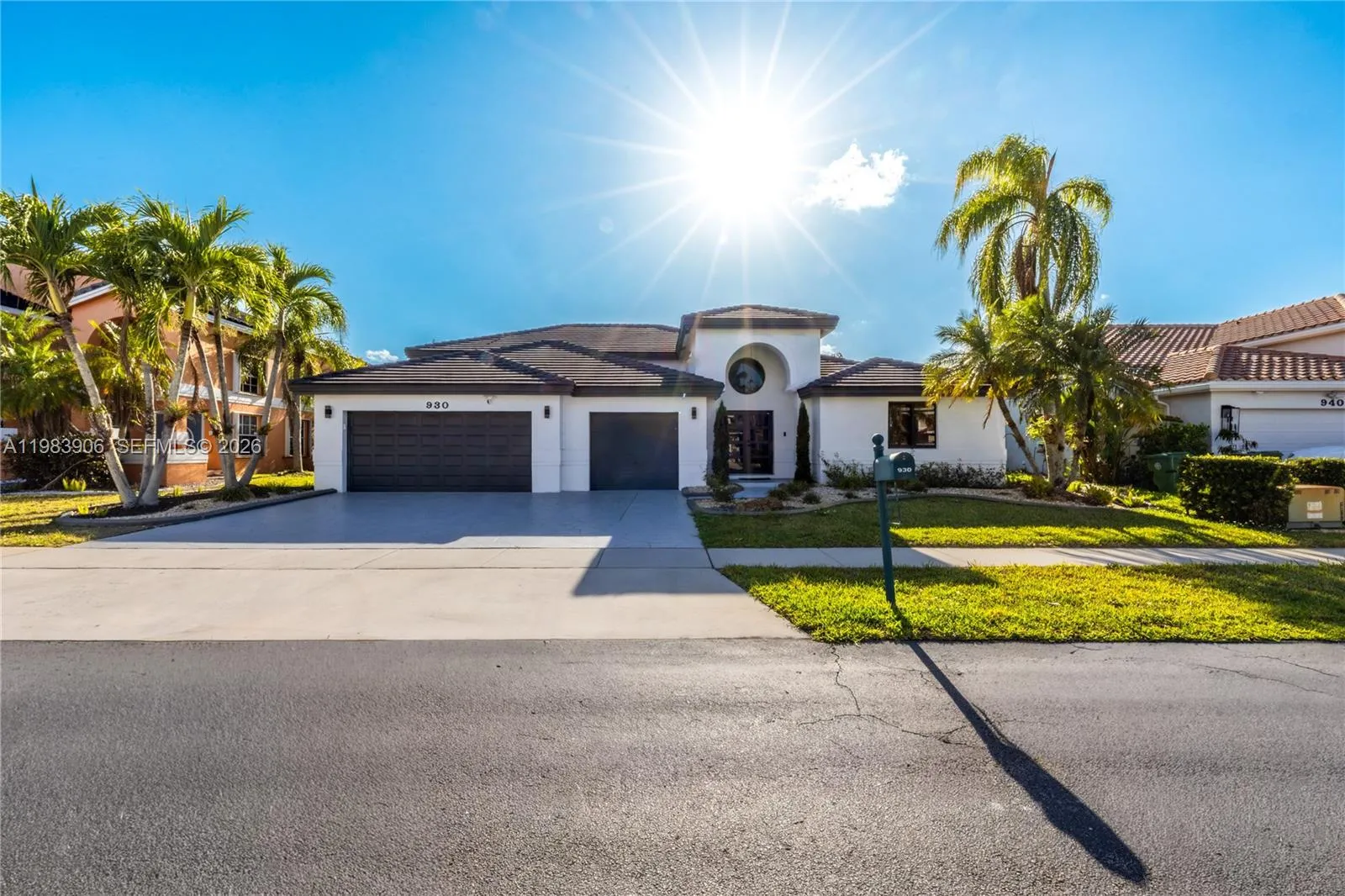 View details of listing 930 NW 197th Avenue, Pembroke Pines, FL 33029 Pembroke Pines with MLS# 