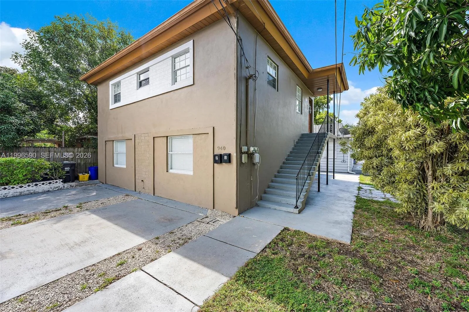 Listing  940 Charles Street, West Palm Beach, FL 33401, West Palm Beach, FL 33401